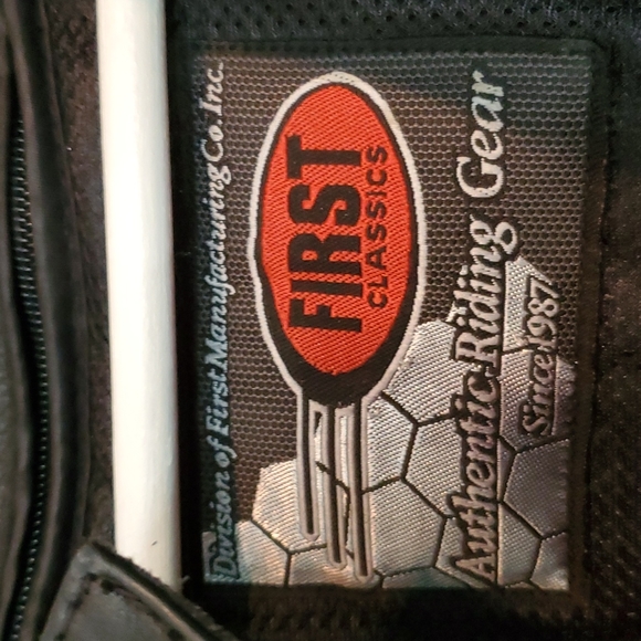 Riding jacket - Picture 5 of 15